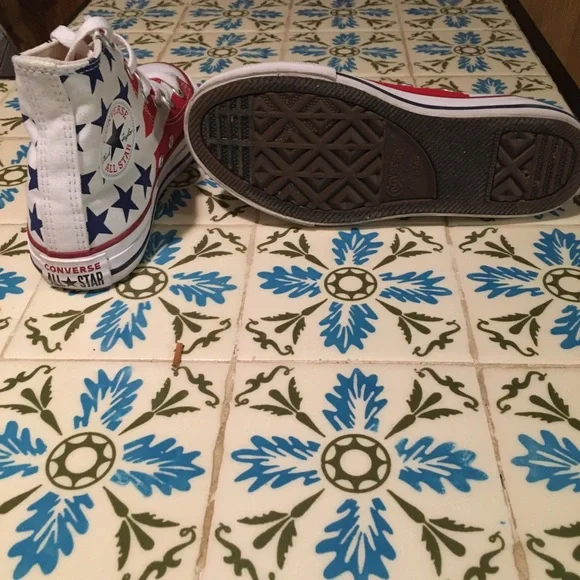 Converse All Star Chuck Taylor High Top Sneakers for Boys - Picture 2 of 3